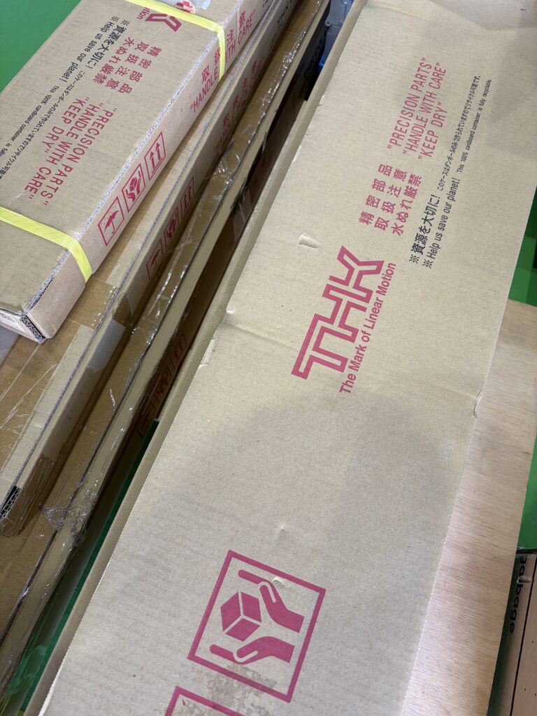 THKのボールねじ